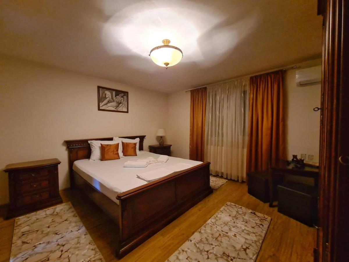 Hotel Casa Luca à Moldova Noua Extérieur photo